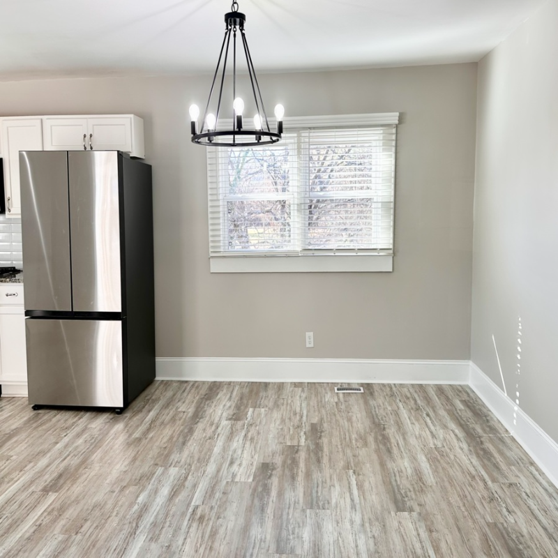 117 Green Dr - Photo 5 of 19