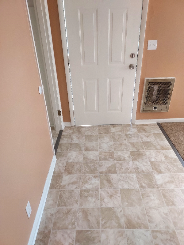 607 N 9th St - Photo 3 of 7