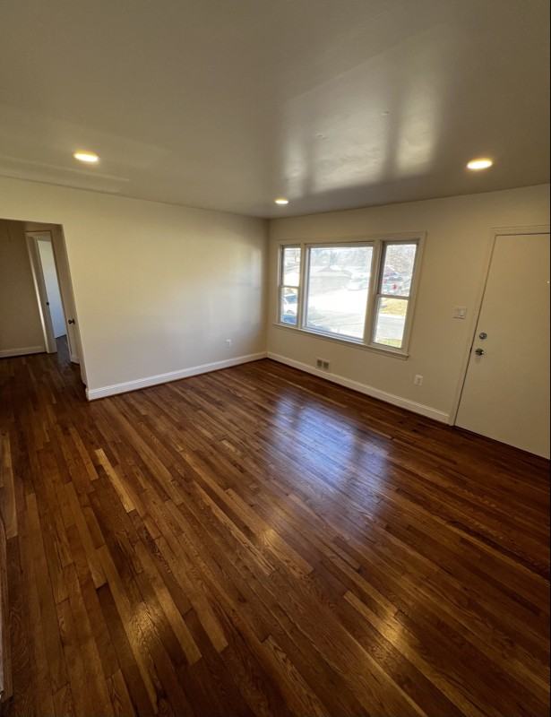 5407 Quintana St - Photo 3 of 17