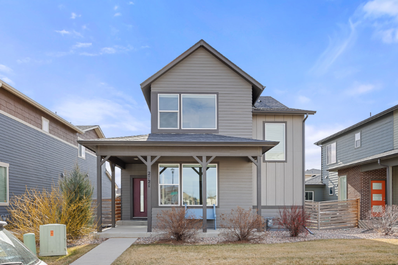 2721 Conquest St - Photo 2 of 19