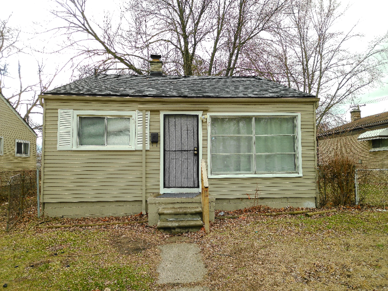 29743 Birchwood St - Photo 2 of 18