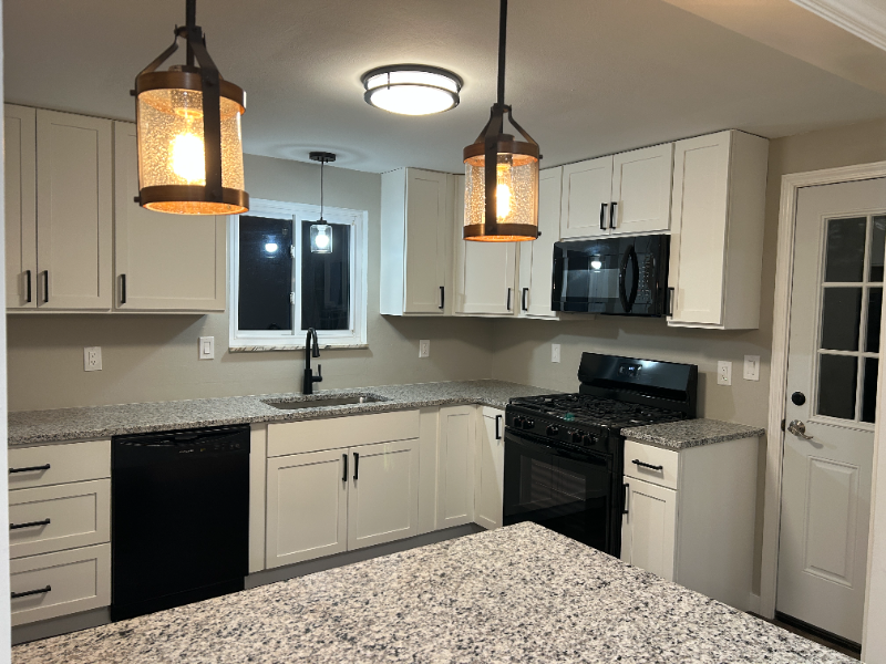 214 Barbara Dr - Photo 4 of 33