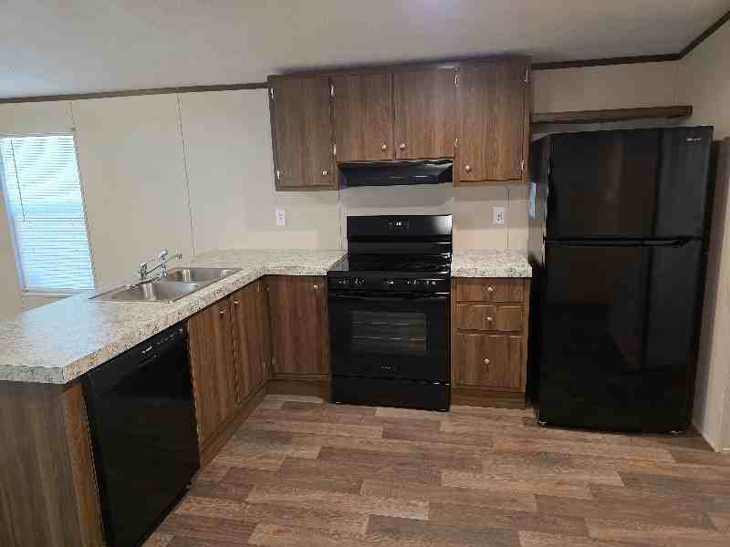 27 Sam Doyle Dr - Photo 6 of 18