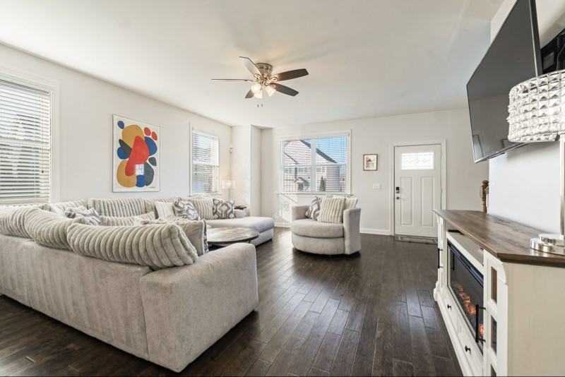 705 Ellie Dr - Photo 6 of 21