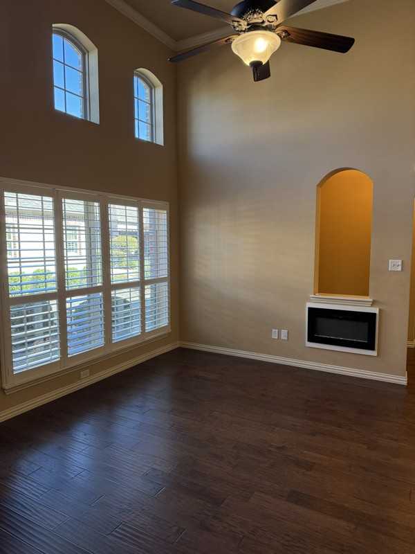 5683 Hummingbird Ln - Photo 2 of 19