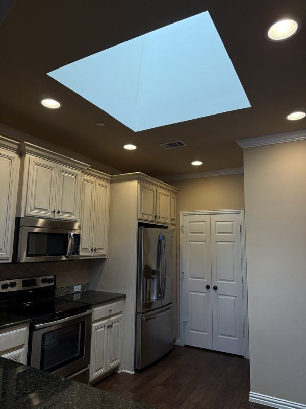 5683 Hummingbird Ln - Photo 7 of 19