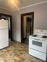 featured image of 99 Bowen St #2