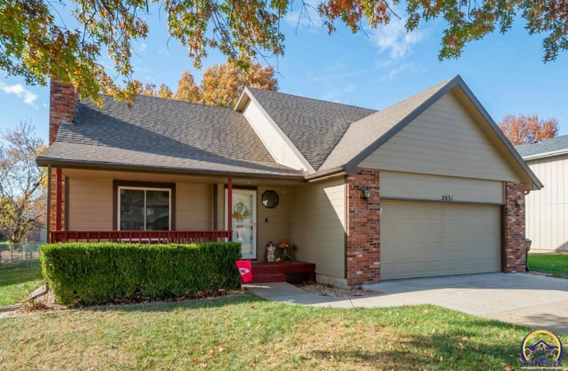 2831 Sw Bingham Rd - Photo 2 of 20