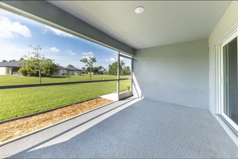 25583 Deep Creek Blvd - Photo 2 of 15