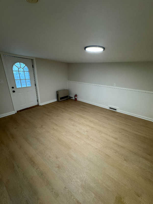 106 Railroad Ave #6 - Photo 4 of 10