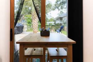 featured image of 810 Oemler Loop