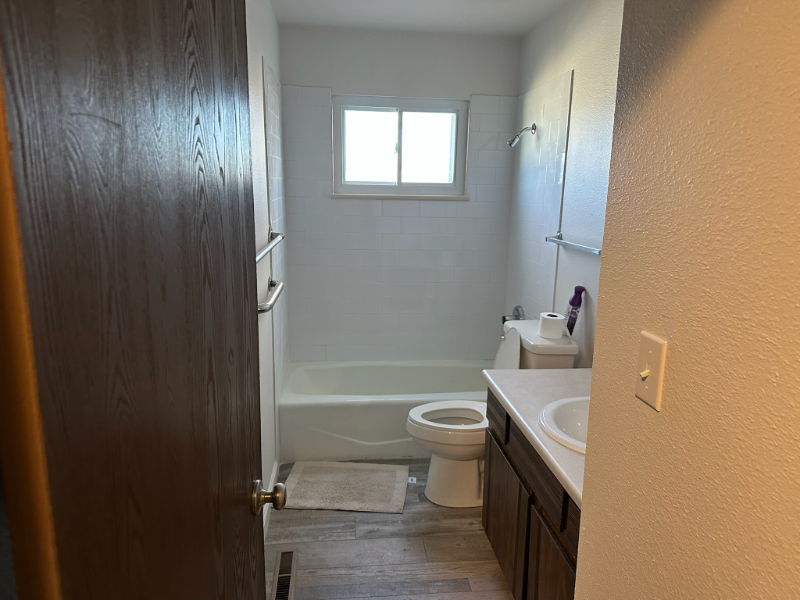 4619 W 5th St - Photo 5 of 19