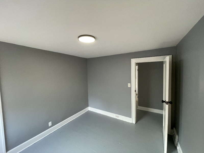 1750 Urbana Rd - Photo 2 of 19