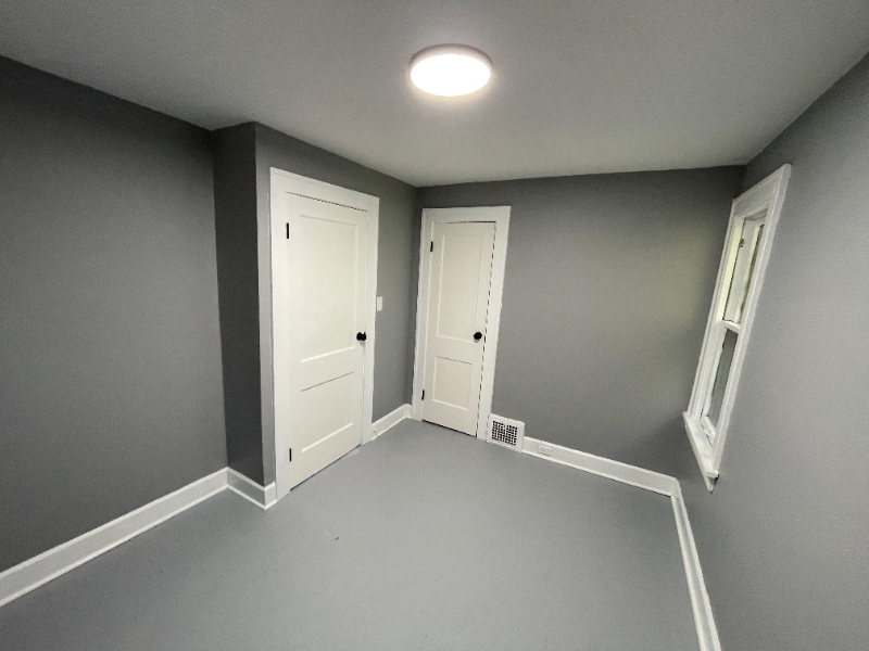 1750 Urbana Rd - Photo 7 of 19