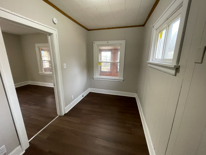 6553 Newman Ave - Photo 4 of 20