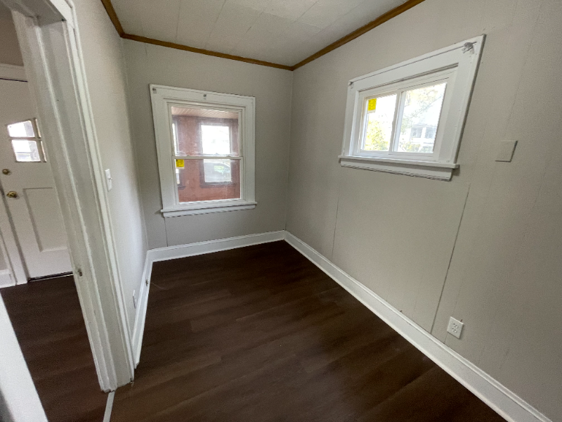 6553 Newman Ave - Photo 6 of 20