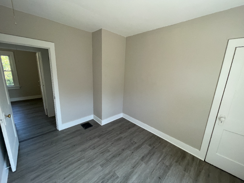 14005 Scioto Ave - Photo 3 of 20