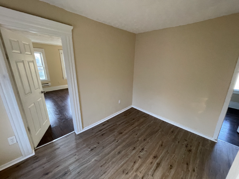 119 E 32nd St - Photo 3 of 20