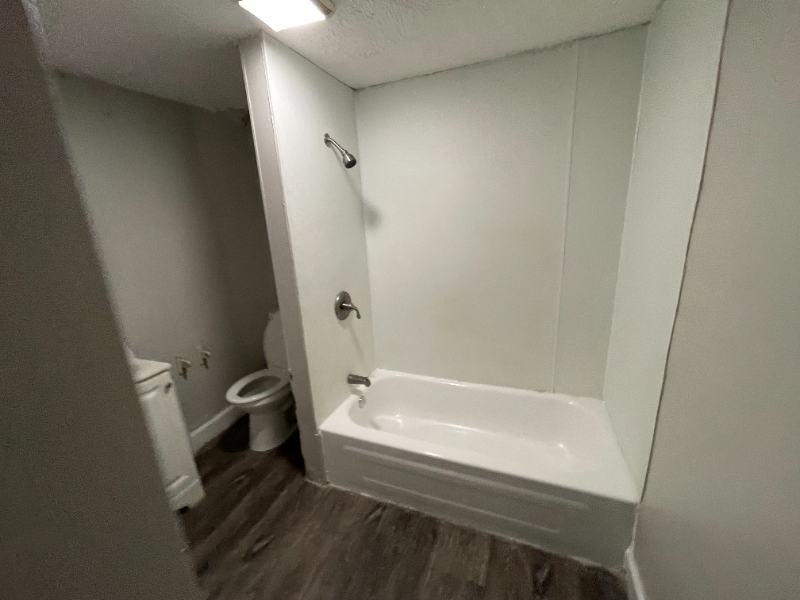 1733 Long Ave - Photo 3 of 19