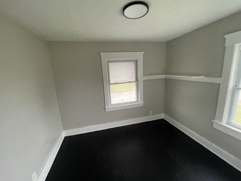 1733 Long Ave - Photo 6 of 19