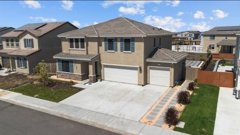 2851 Ski Beach St - Photo 2 of 20