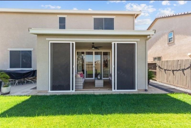 2851 Ski Beach St - Photo 5 of 20