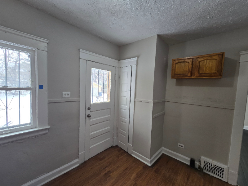 1724 Cliffview Rd - Photo 7 of 18