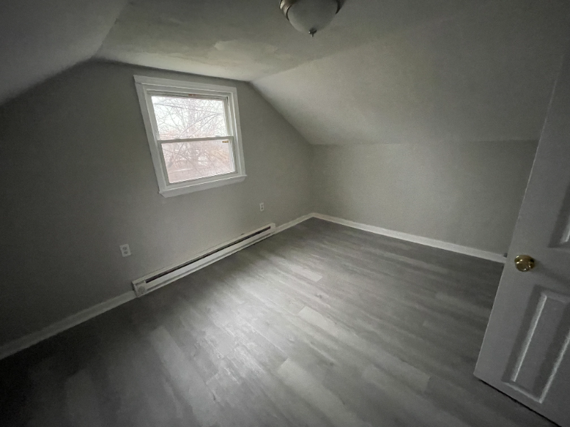 1322 - Photo 3 of 10