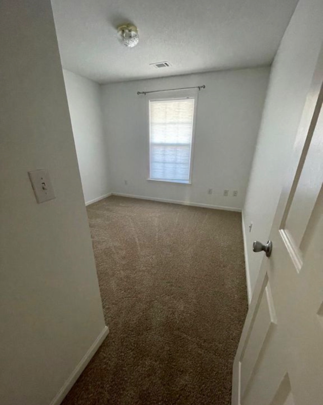 28 Sweetland Ct - Photo 7 of 20