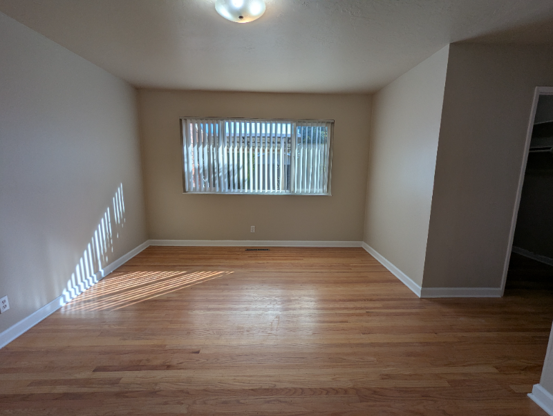 635 Gisler Way - Photo 6 of 20