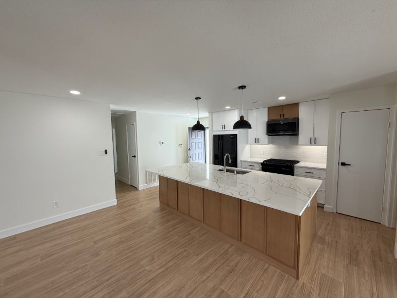 1 Redberry Ct - Photo 3 of 20