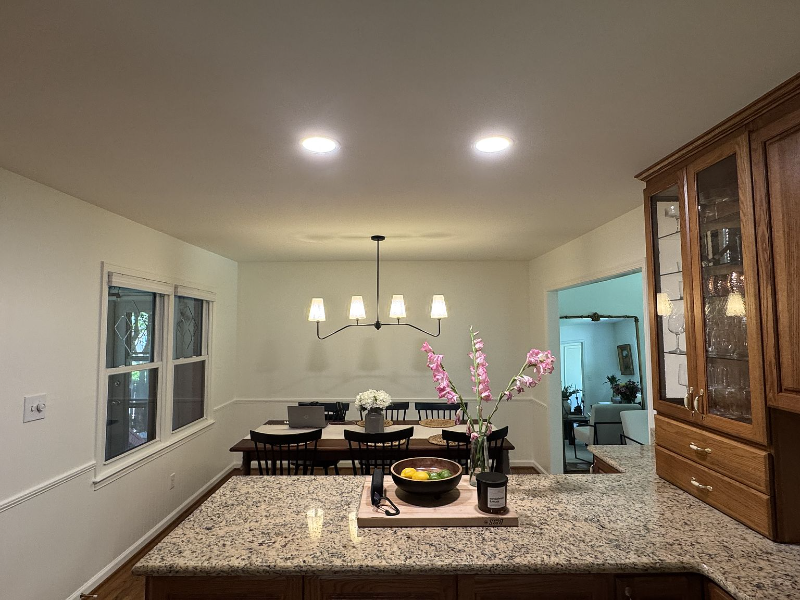 702 Newport Cir - Photo 4 of 8