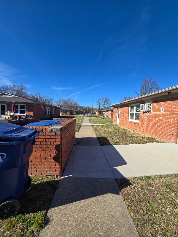 400 High St #1A - Photo 2 of 3