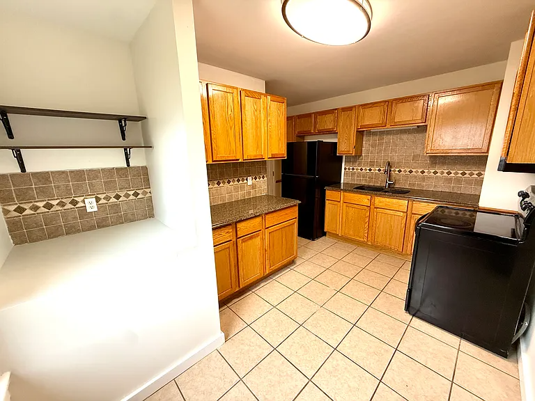 517 Beckman St - Photo 2 of 11