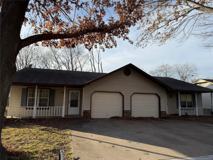 2403 N Jay St #A - Photo 1 of 1