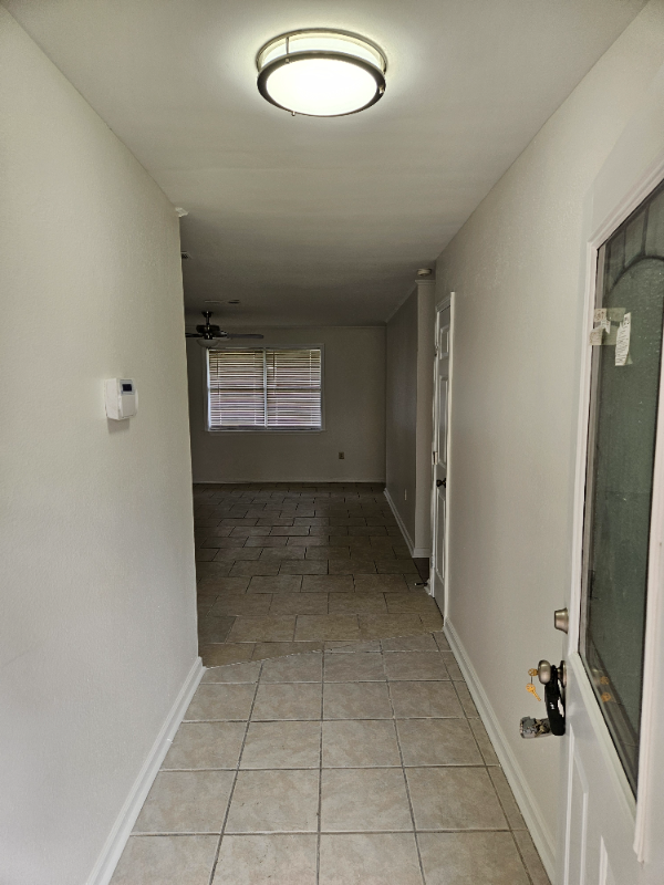 3114 Vancouver Dr - Photo 2 of 15