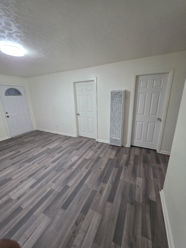 9208 Park St - Photo 4 of 17