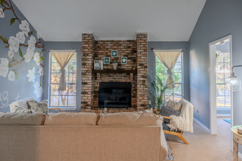 2315 Farrell Cir - Photo 7 of 18