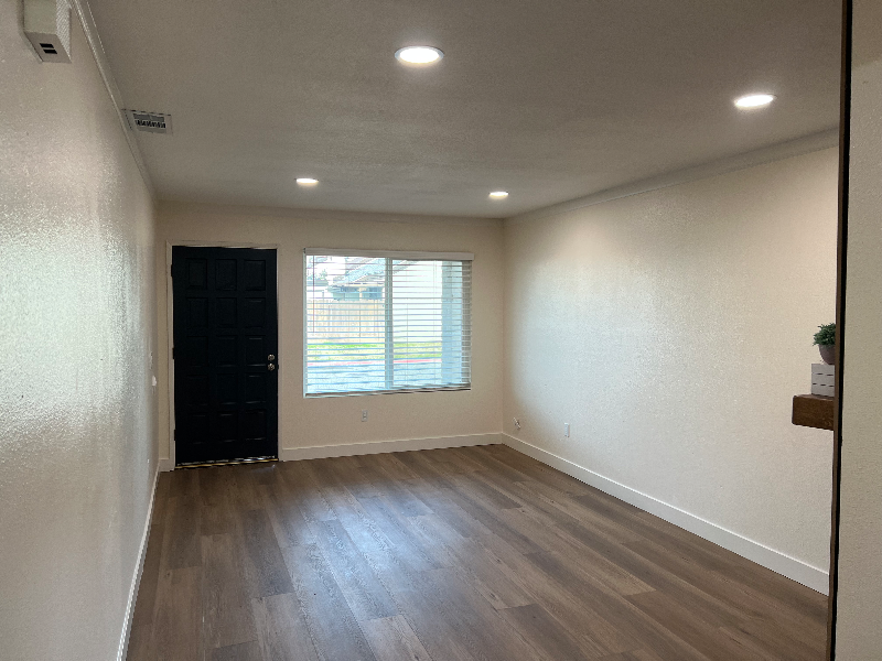 1394 Pajaro Ave #17 - Photo 4 of 20