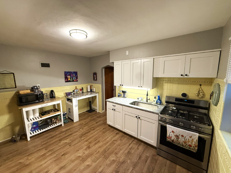 4976 Oleatha Ave #4976 - Photo 7 of 14