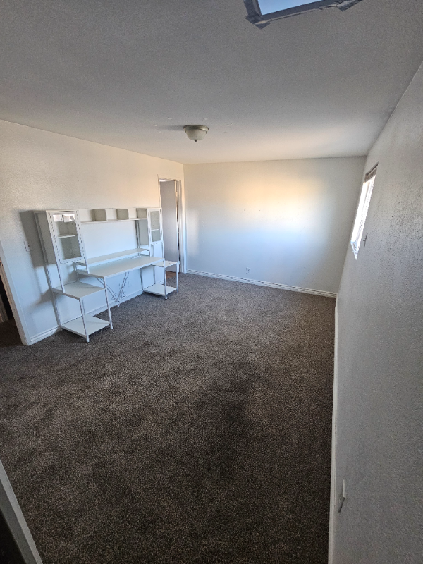 7216 Enterprise Dr - Photo 2 of 7