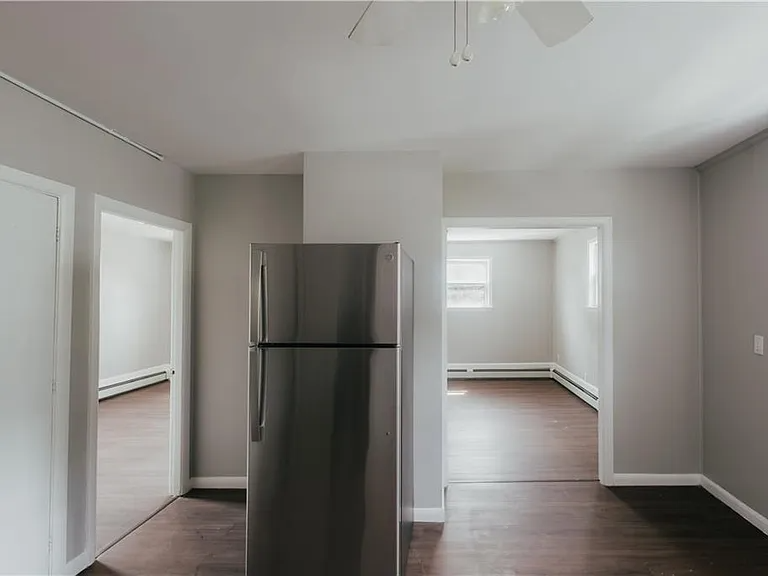 47 Grace St #2F - Photo 4 of 7