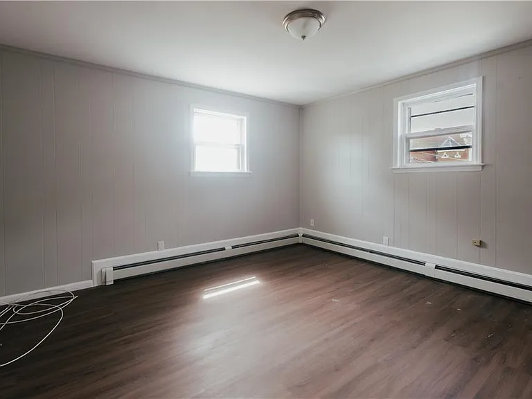 47 Grace St #2F - Photo 5 of 7