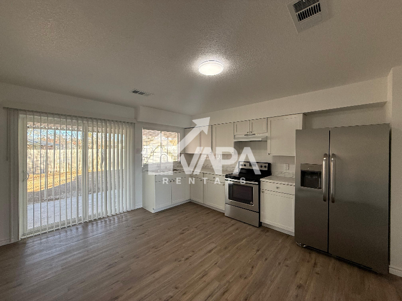 6714 Elk Lake Dr - Photo 6 of 20