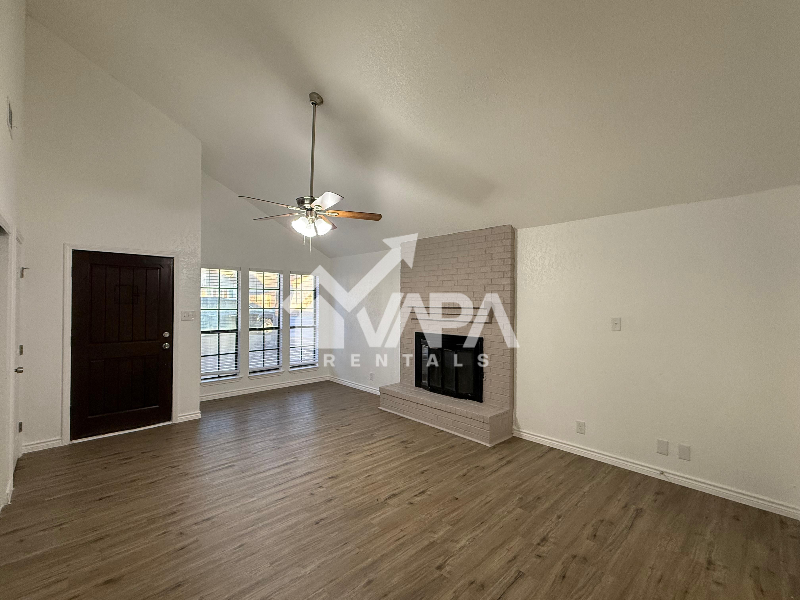 6111 Feather Crest Ln - Photo 3 of 20