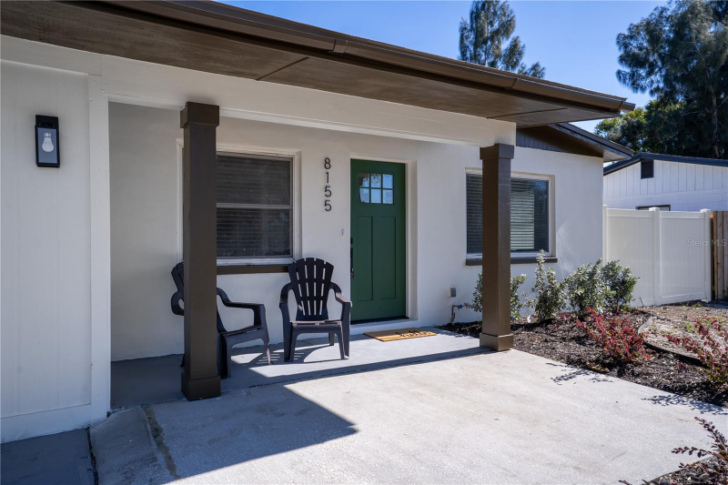 8155 65th Way N - Photo 5 of 20