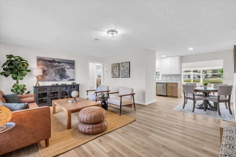 162 Circlewood Dr #C2-7 - Photo 4 of 19