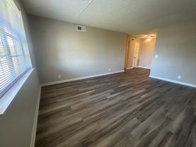 300 Berkley Dr #U03 - Photo 1 of 1