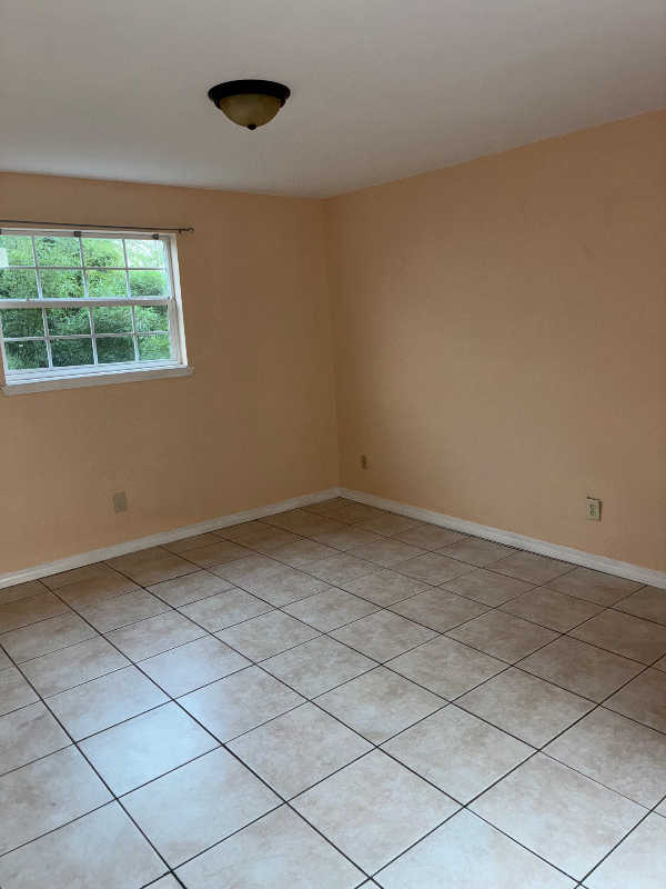 4209 Eporia St #1 - Photo 6 of 10