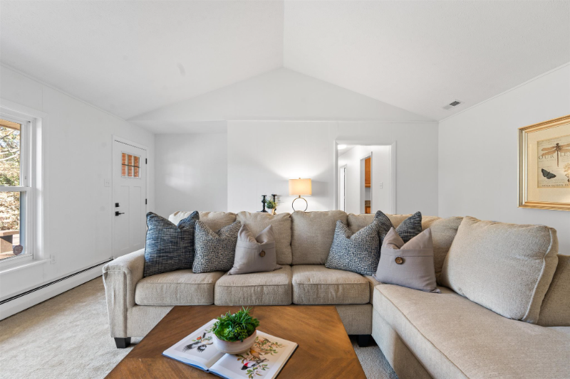 315 Beaverdam Rd - Photo 6 of 20